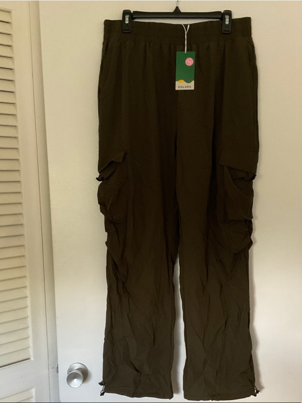 NWT Halara cargo pants XL